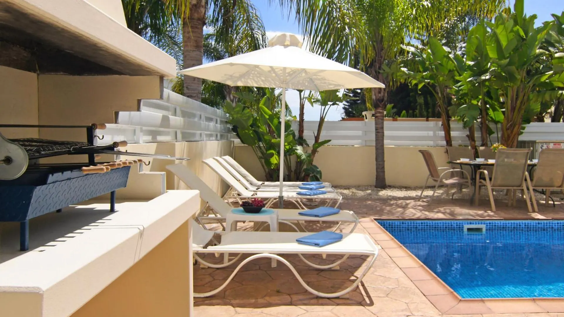 Nissi Sapphire Villa Ayia Napa 0*,  Cipru